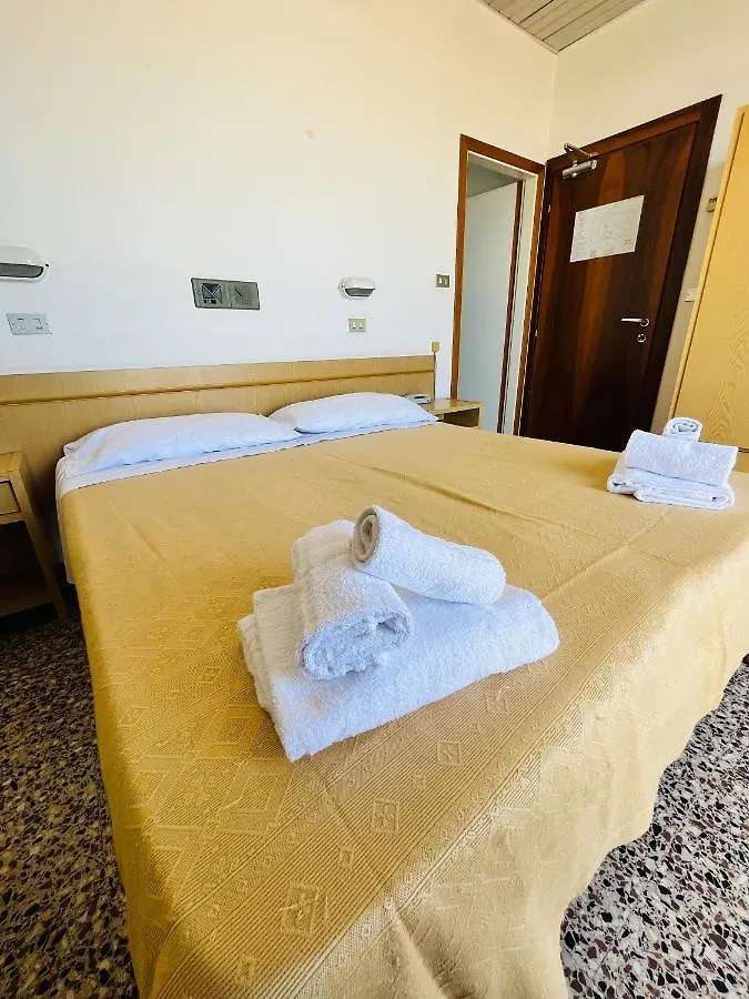 Hotel Columbia Frontemare Rimini Itálie
