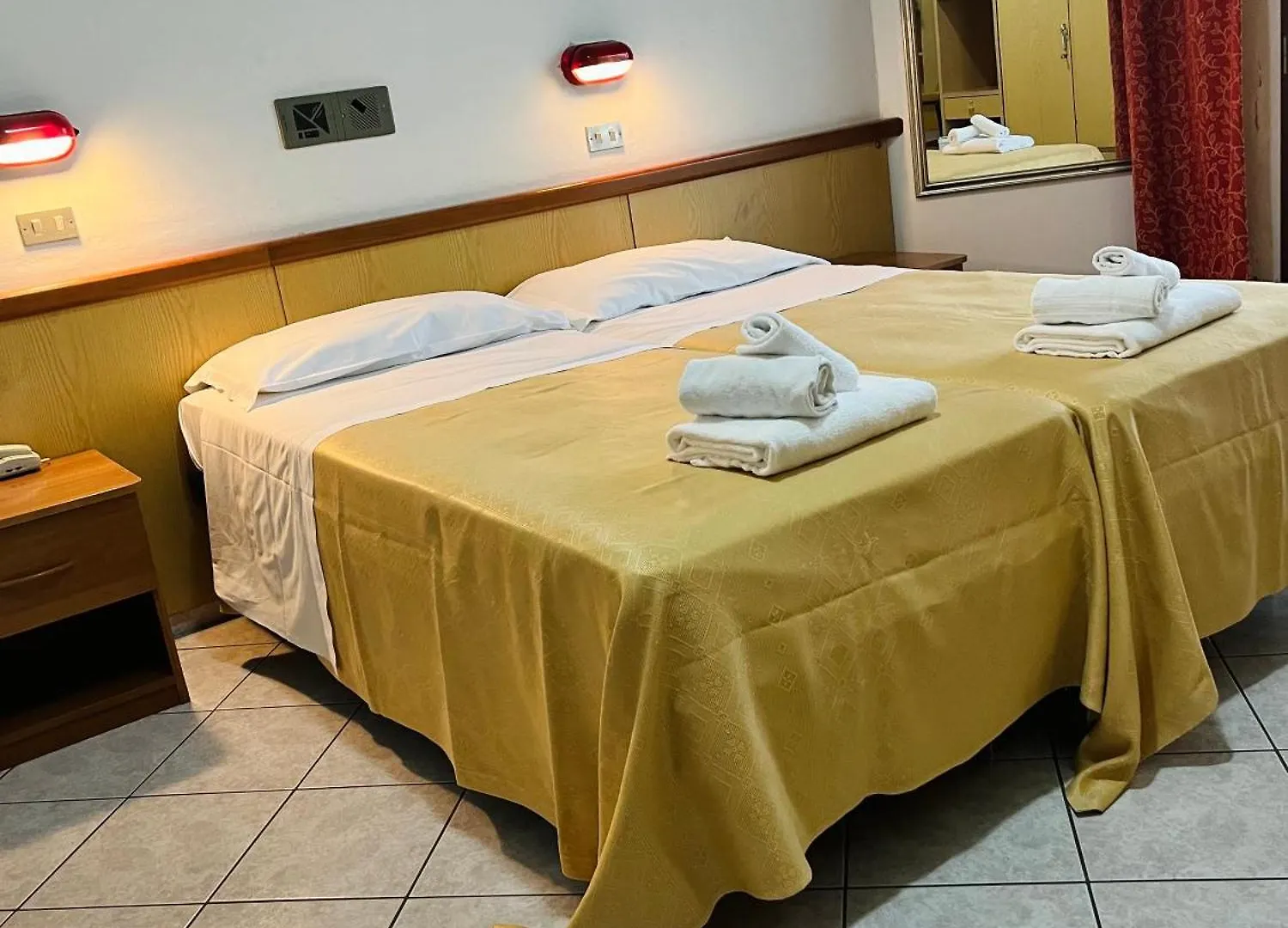 Hotel Columbia Frontemare Rimini 3*,  Itálie