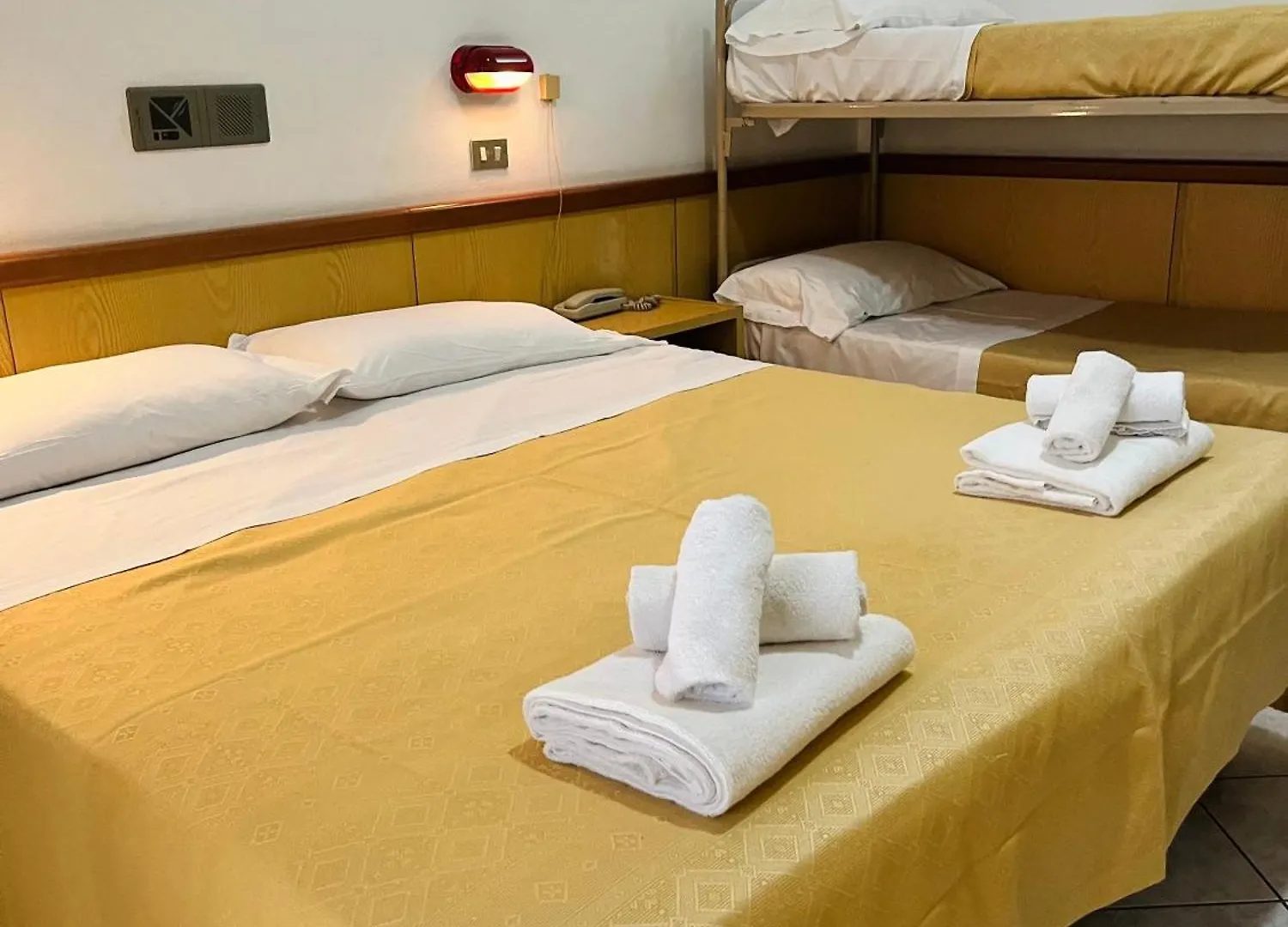 ***  Hotel Columbia Frontemare Rimini Italien